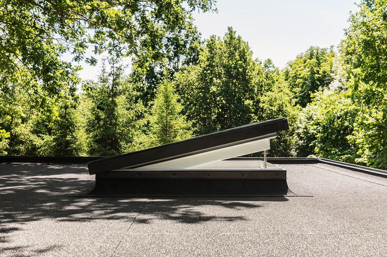 Lygaus stiklo stoglangiai CFU--, CVU--, ISU 2093 Velux Lygaus stiklo stoglangiai CFU--, CVU--, ISU 2093 Velux